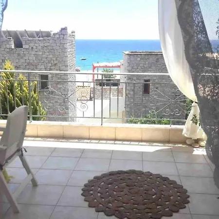 Bella Viky Μαυροβούνι